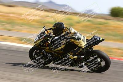 media/Apr-30-2023-CRA (Sun) [[020fcf5d43]]/Race 11-600 Expert Superbike/